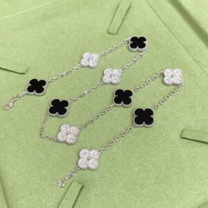 オニキス×人工ダイヤモンド 四つ葉10モチーフ ロングネックレス｜ホワイトゴールド｜Van Cleef & Arpels Vintage Alhambraスタイル