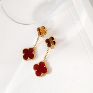 ダブルフラワー 四つ葉モチーフピアス｜タイガーアイ＋カーネリアン｜Van Cleef & Arpelsスタイル